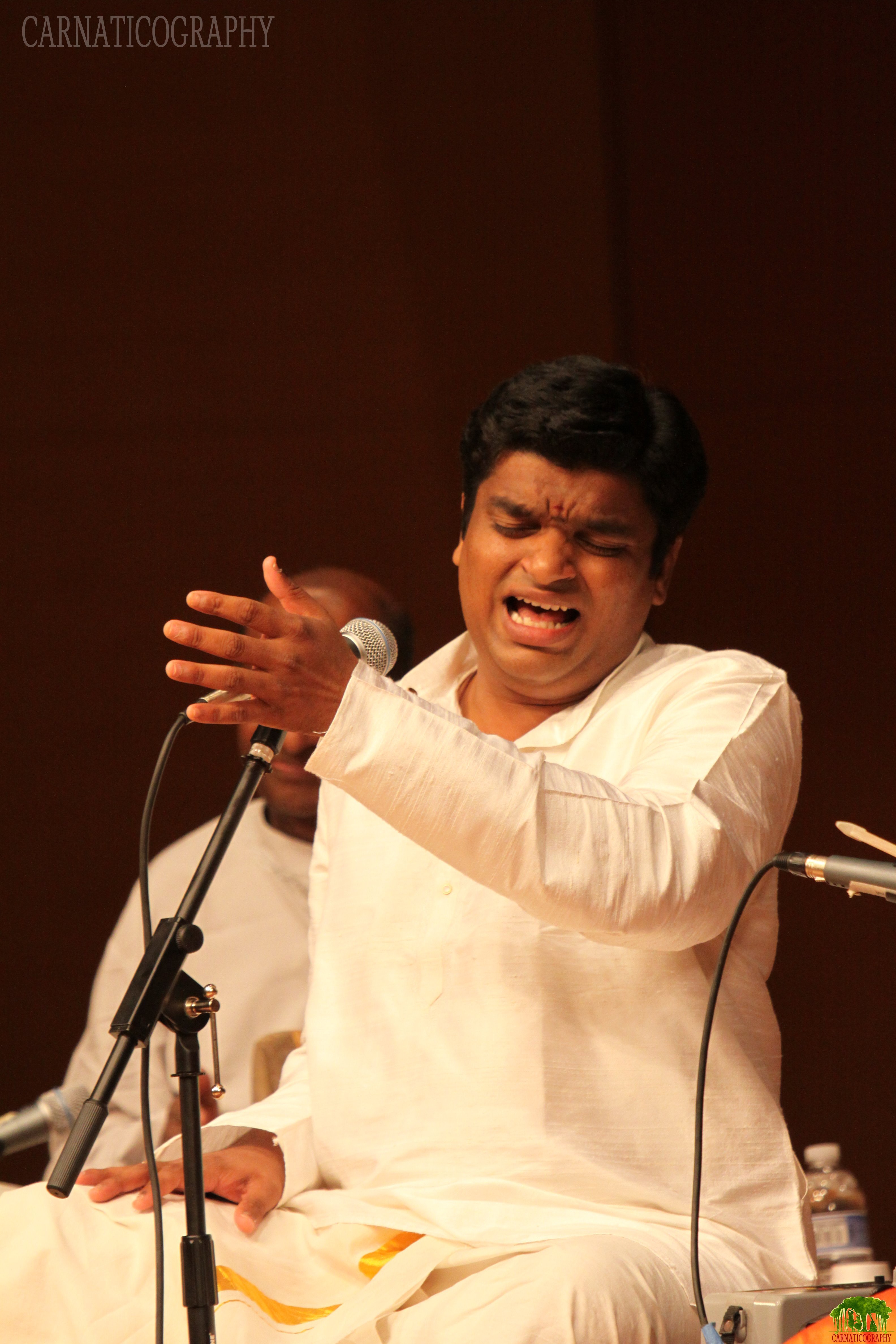 Vocal Concert: Kunnakudi Balamuralikrishna